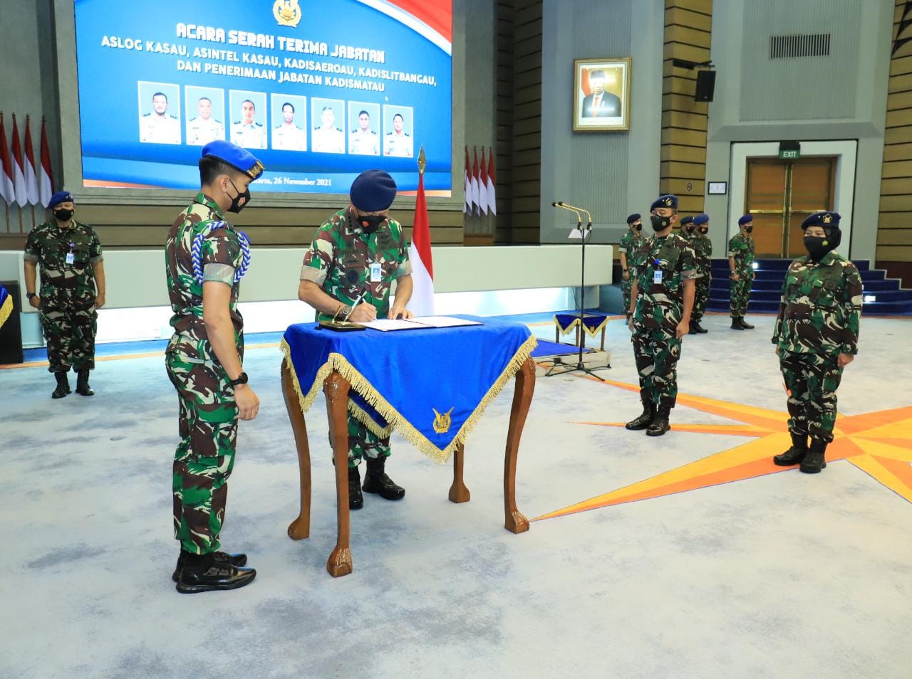 KSAU Pimpin Upacara Serah Terima Jabatan Pejabat TNI AU dan Penerimaan Jabatan Kadismatau
