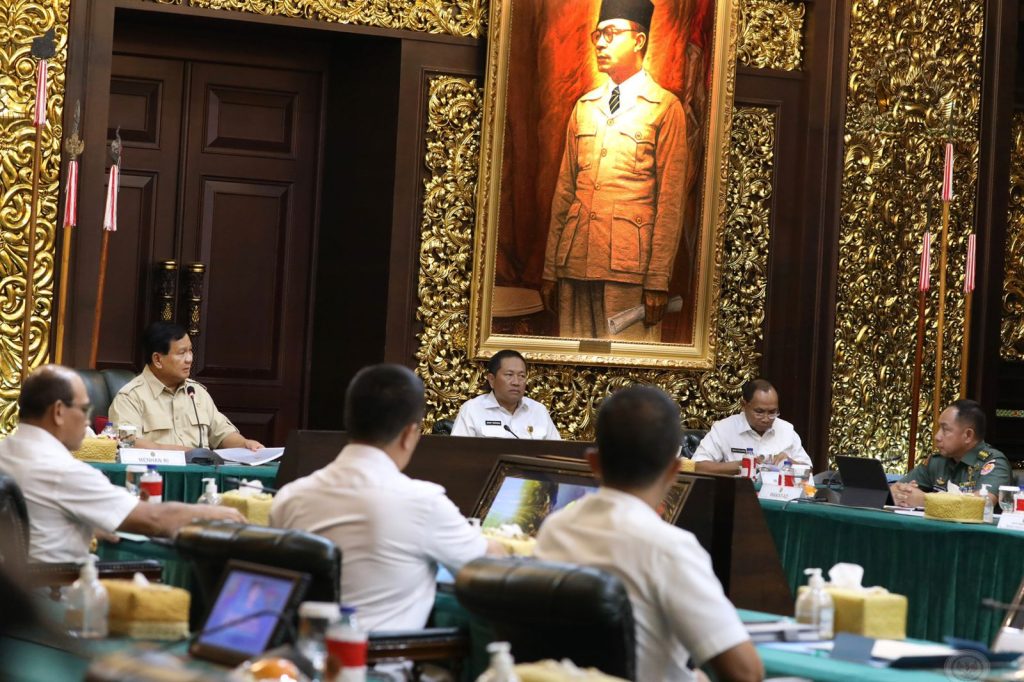 Menhan Prabowo dan Wakasad Brainstorming Konsep Pengelolaan Pertahanan Teritorial