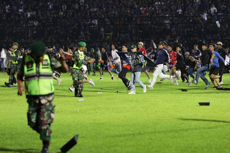 Panglima TNI Bakal Umumkan Oknum Pemukul Suporter di Stadion Kanjuruhan