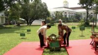 Jalin Kebersamaan, Presiden Jokowi dan Perdana Menteri Palestina Tanam Pohon di Istana Bogor 4